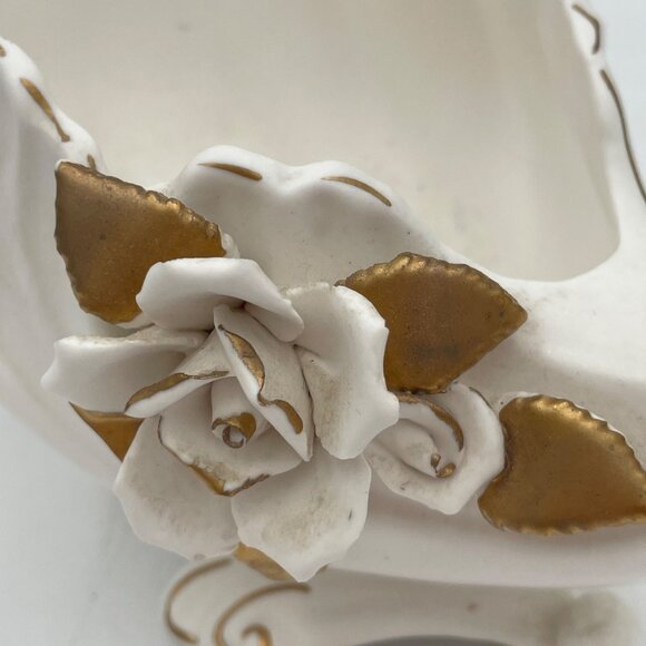 Vintage White Ceramic Bowl Vase W/ Gold Trim Rose Detailing READ - Picture 2 of 11